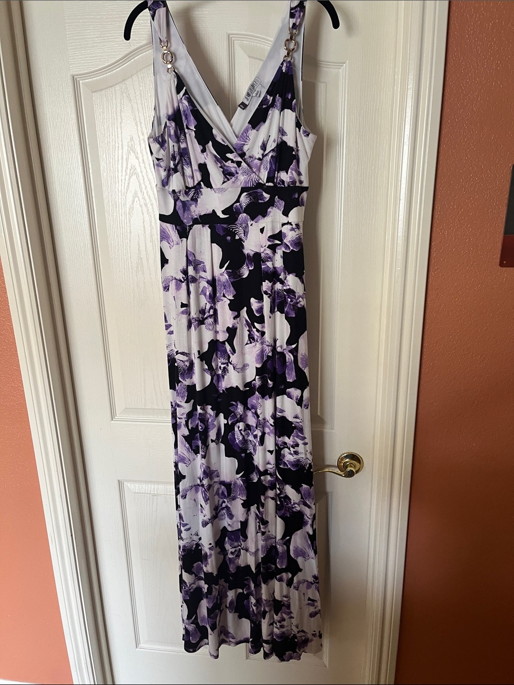 Jennifer Lopez Purple and White Floral Maxi Dress